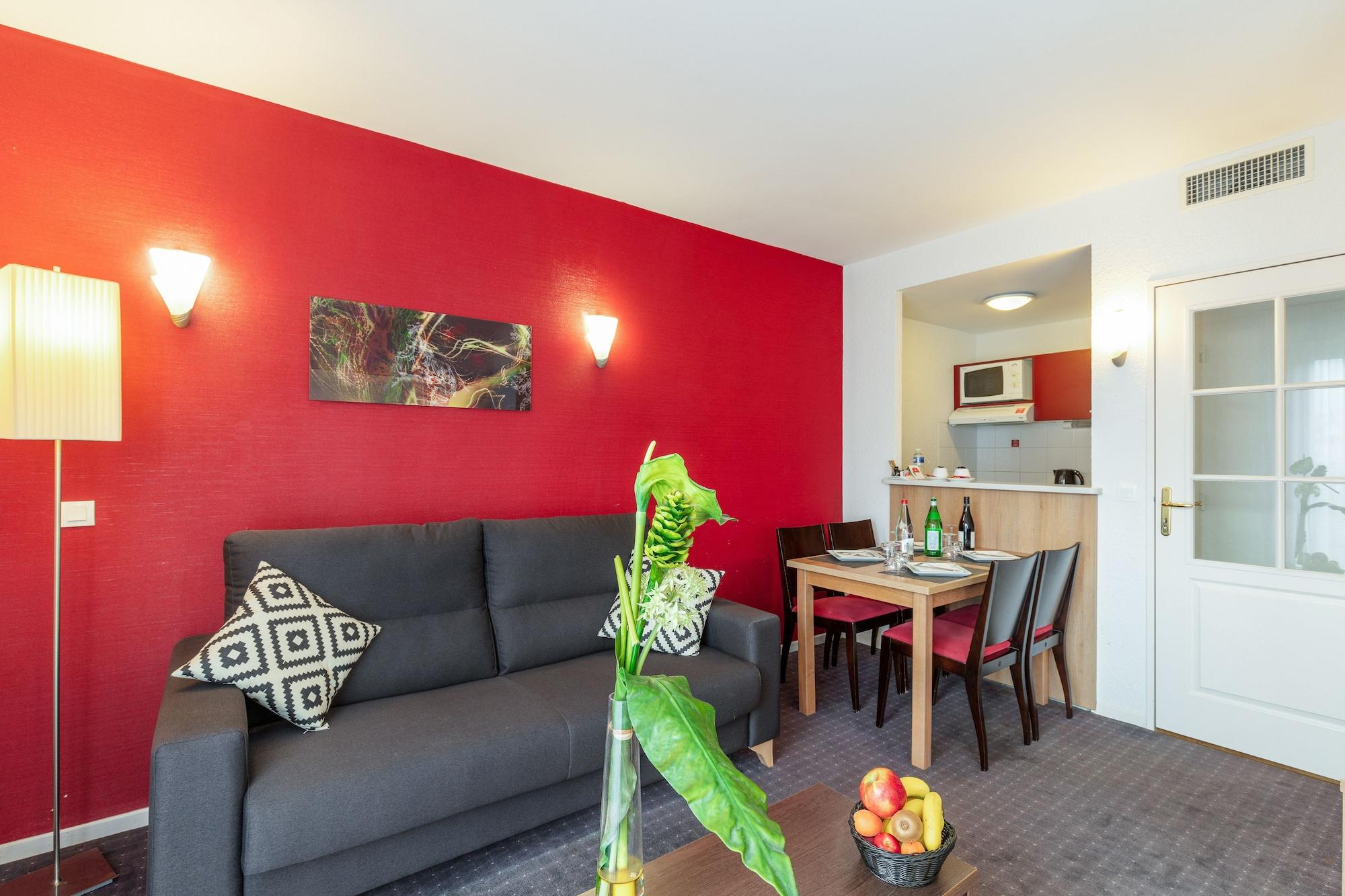 Zenitude Hôtel-résidences Confort Hotel
