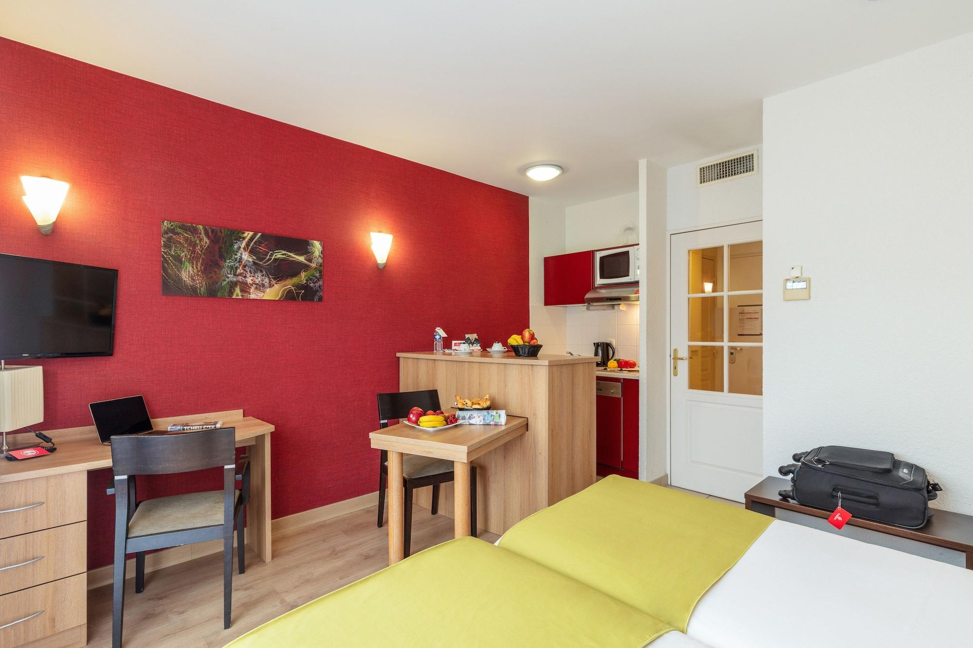 Hotel Zenitude Hôtel-résidences Confort Divonne-les-Bains