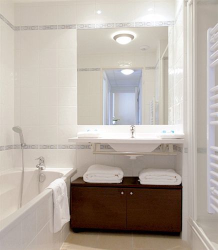 Zenitude Hôtel-résidences Confort Divonne-les-Bains