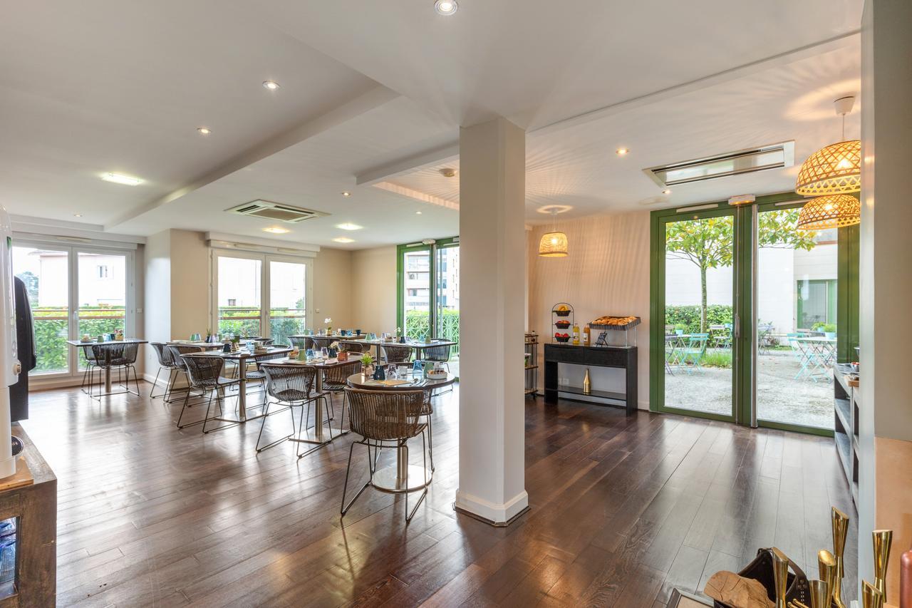 Zenitude Hôtel-résidences Confort Hotel 4*