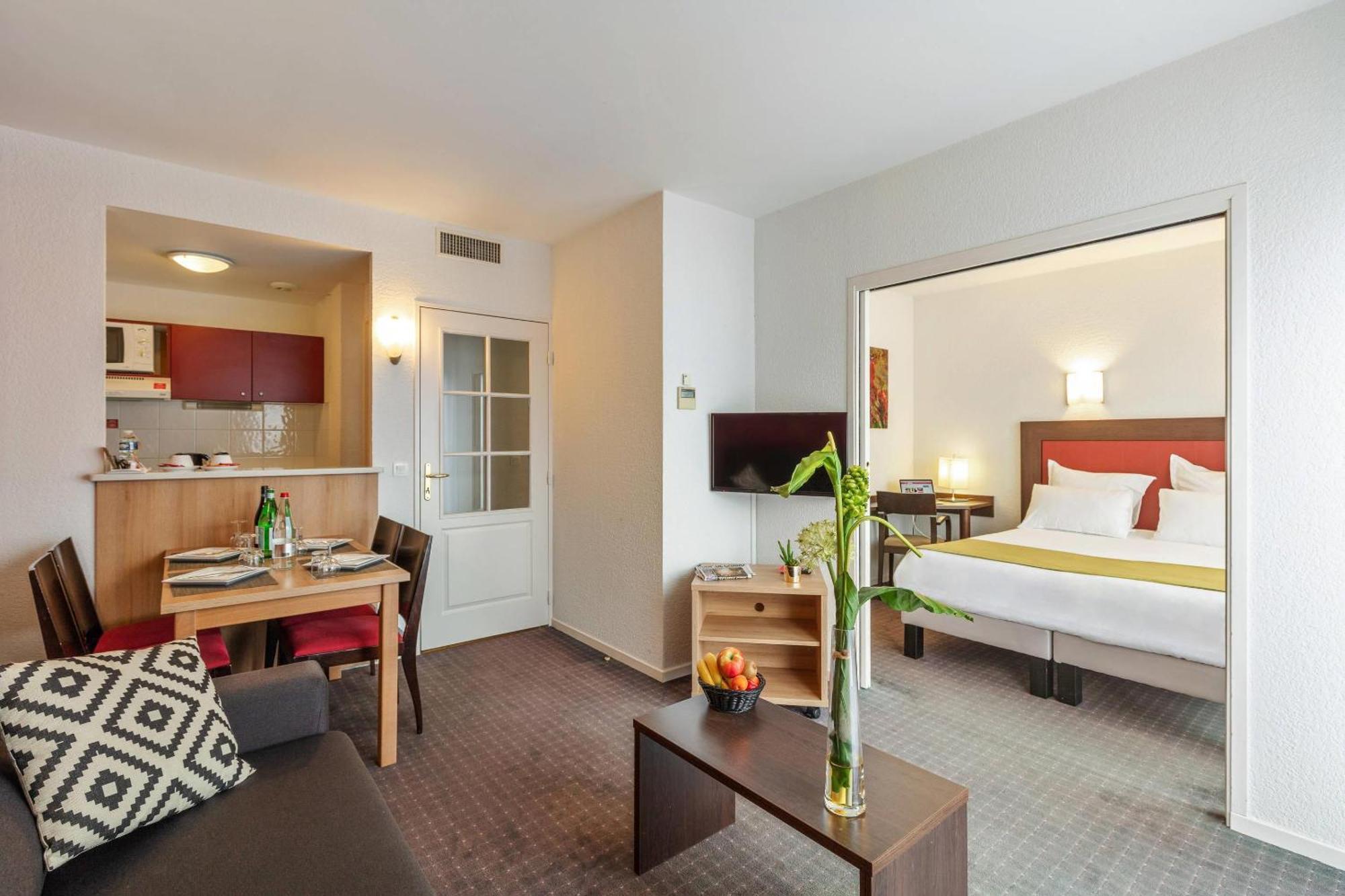 Quality - Portes De Geneve 4* Divonne-les-Bains